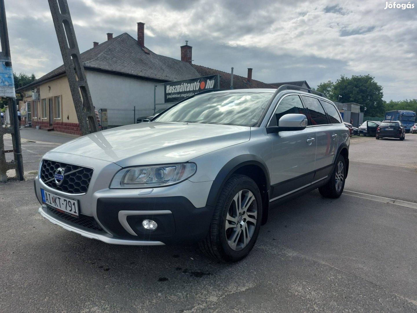 Volvo XC70 2.0 D [D4] Dynamic Edition Momentum...